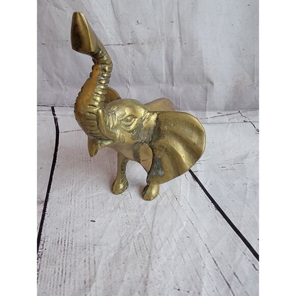 Vtg Brass Elephant Statue Figurine Trunk's Up - Picture 2 of 8